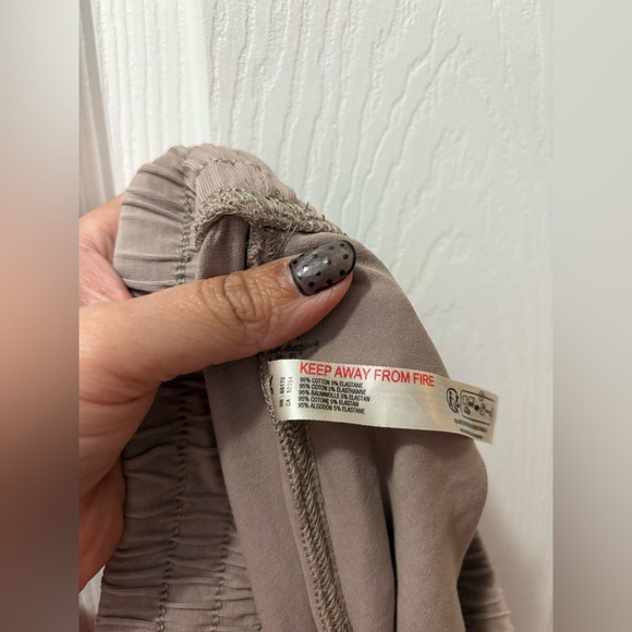 Free people movement hot shot crossover pants only/ joggers tan size small - Picture 3 of 4